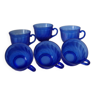 Set of 6 Arcoroc cups