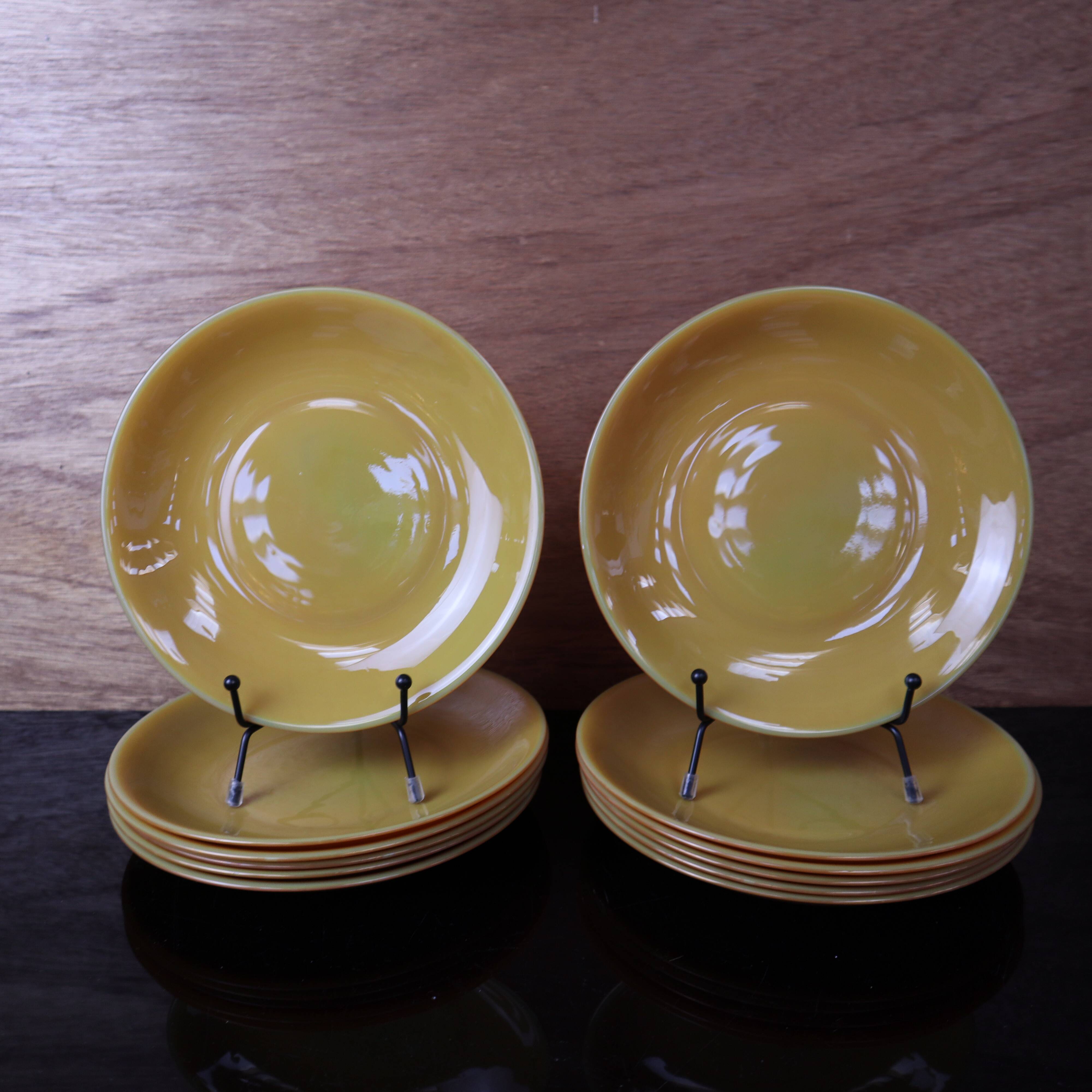 Lot de 6 assiettes à desserts Arcopal modèle Volcan