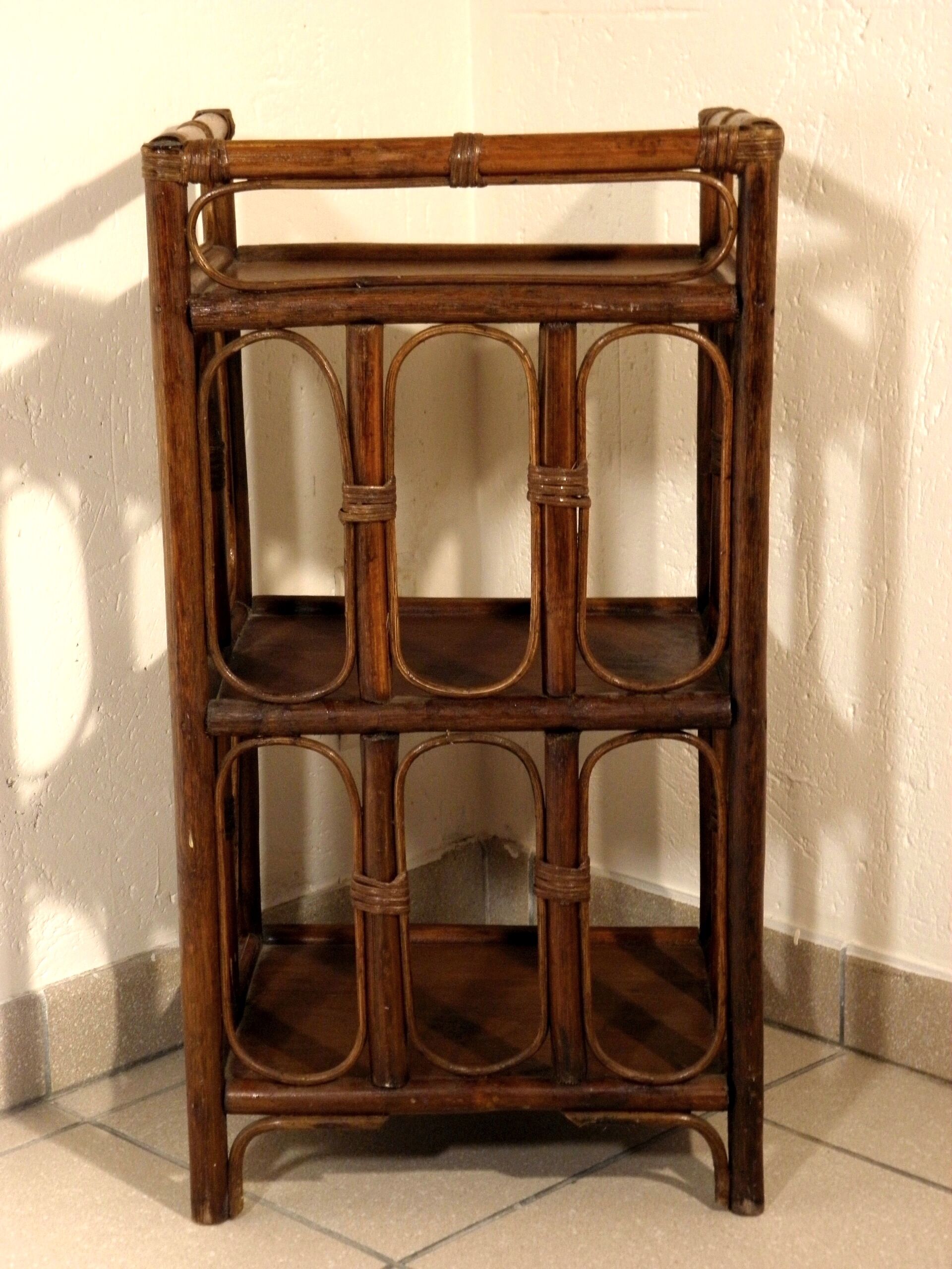 Rattan shelf 69x38cm