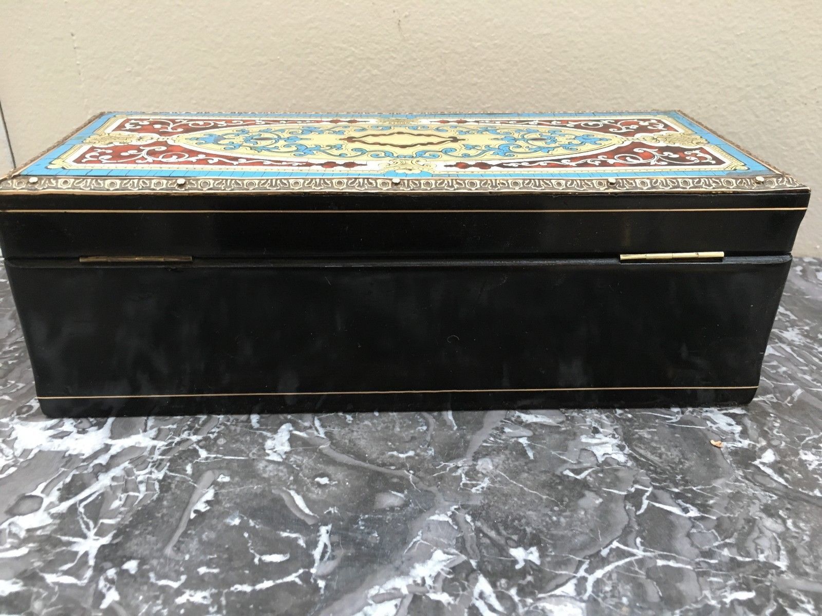 Napoleon III glove box