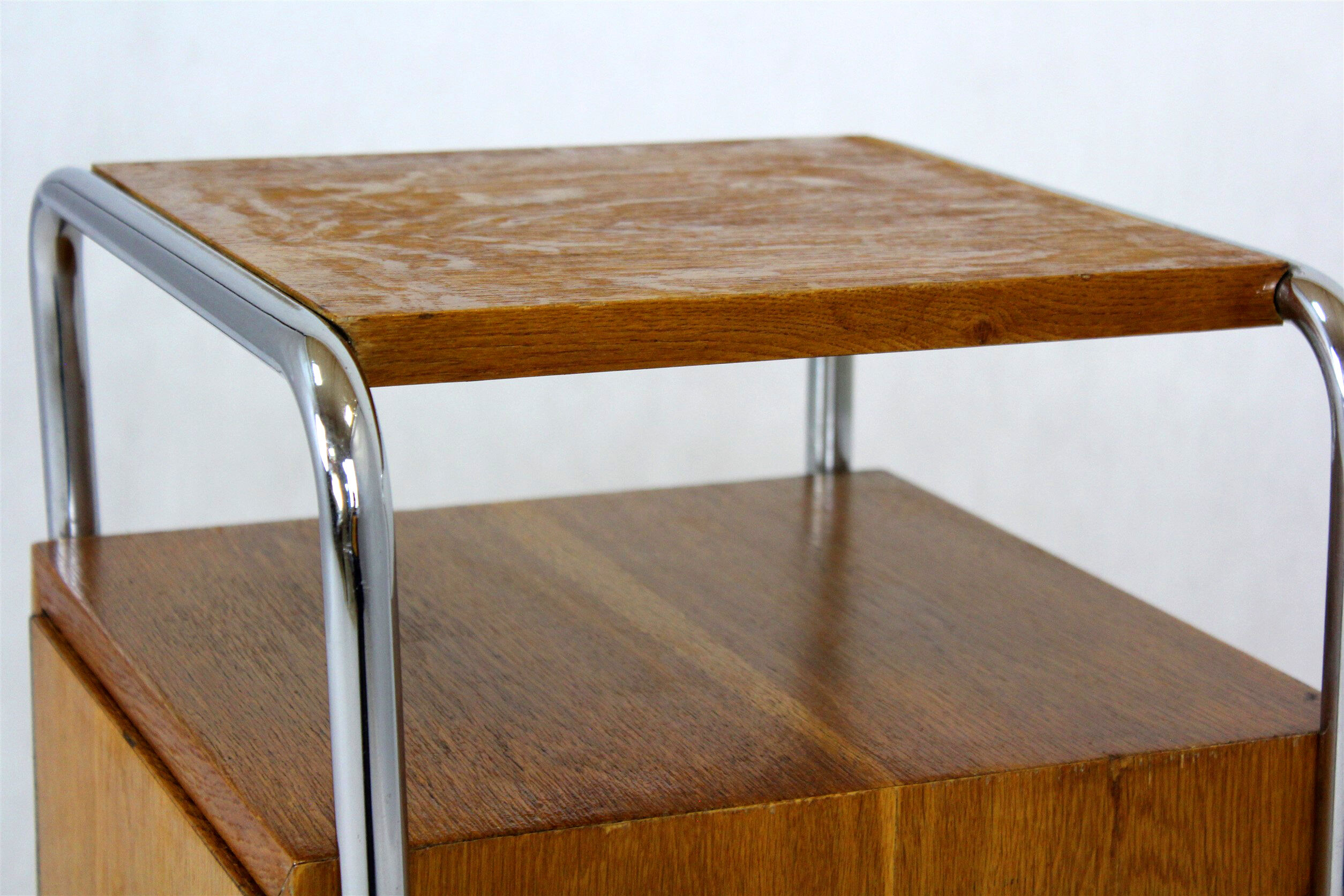 Bauhaus bedside table in chromed tubular steel, 1940s