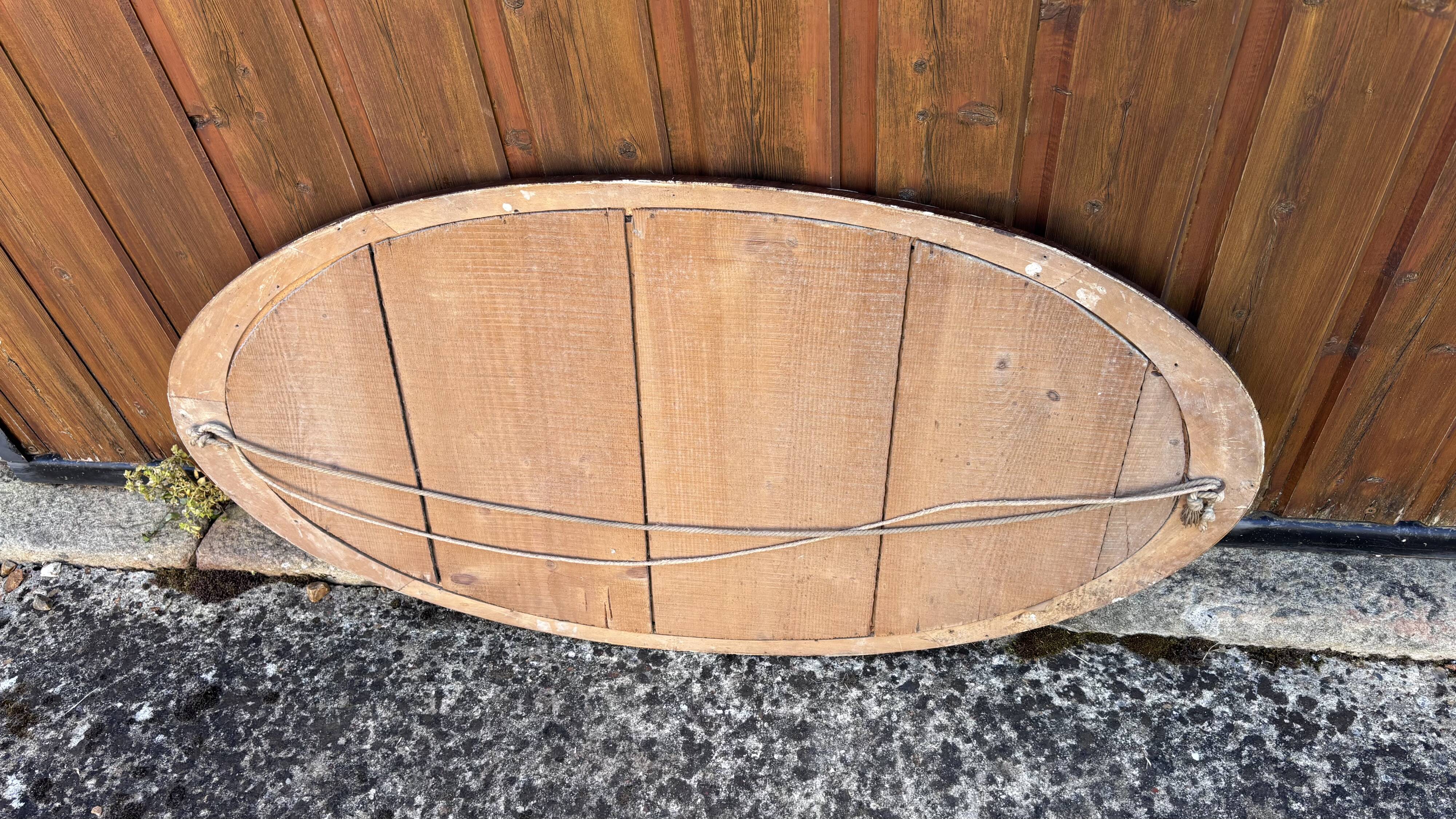 Vintage oval mirror – Patinated gold floral decorative frame