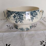 Antique Saint Amand earthenware salad bowl or tureen, Marie-Louise model