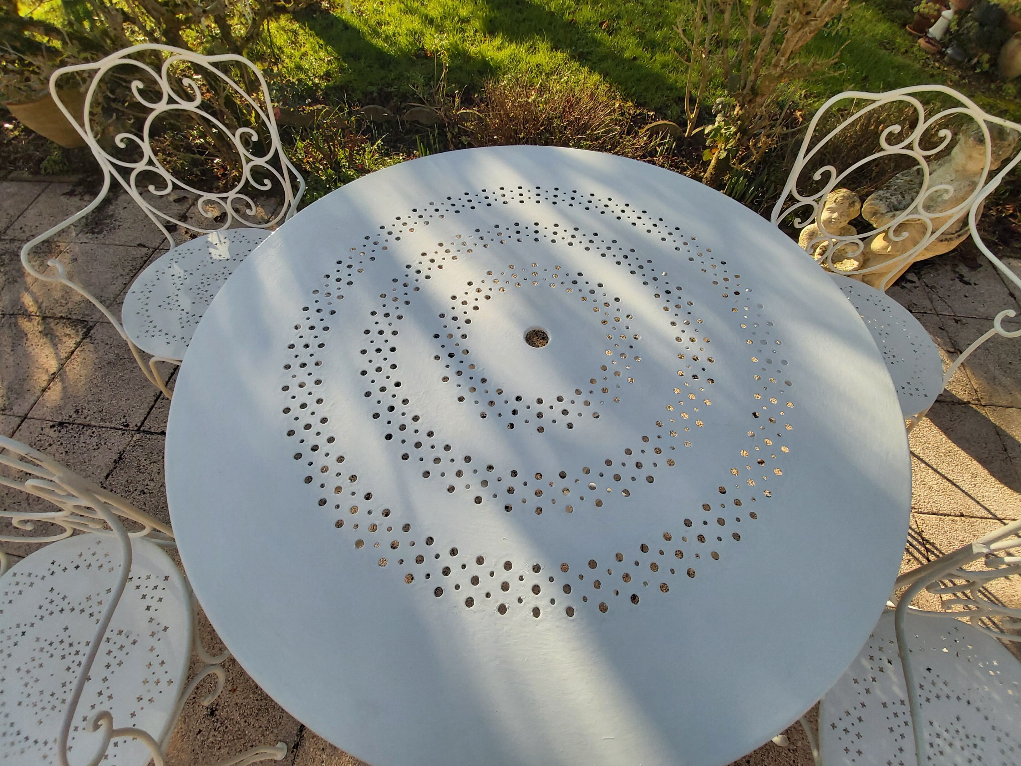 Salon de jardin fer forgé