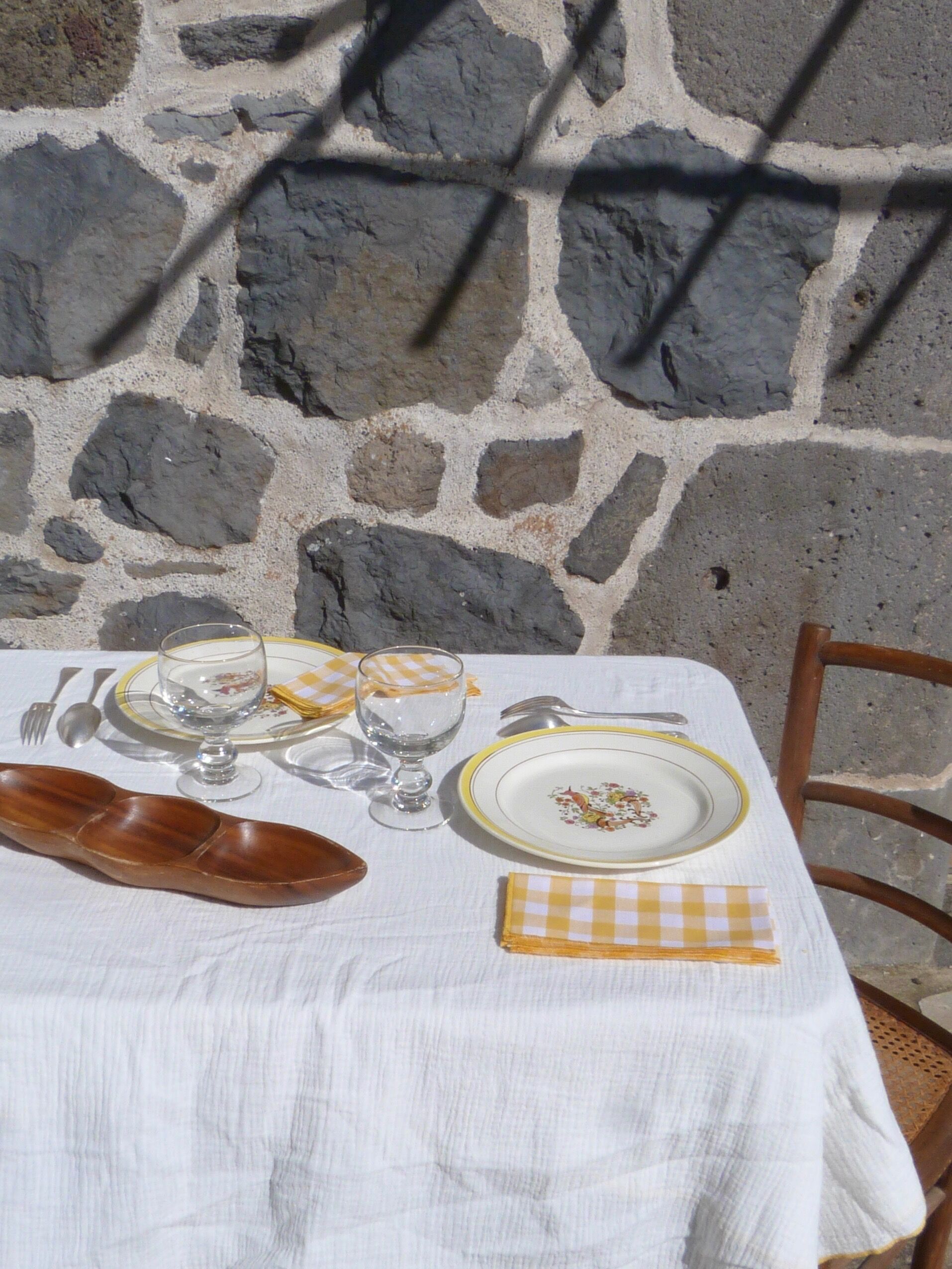 Wooden aperitif dish