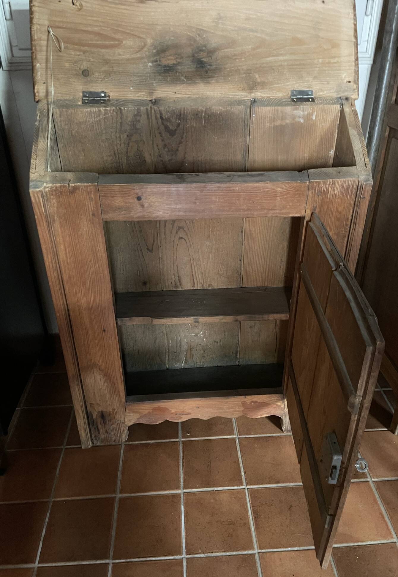 Entrance console table