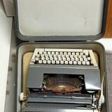Japy reporter typewriter