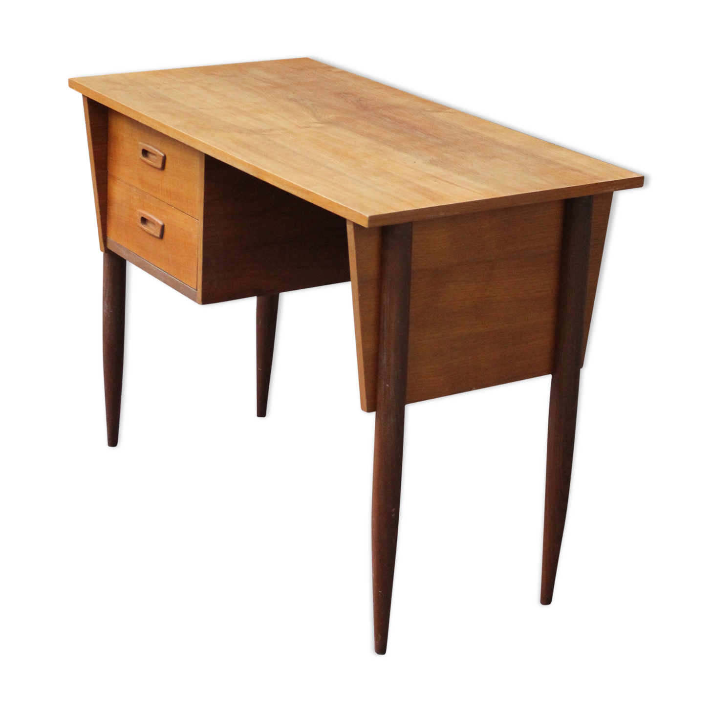 Scandinavian desk