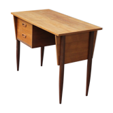 Scandinavian desk