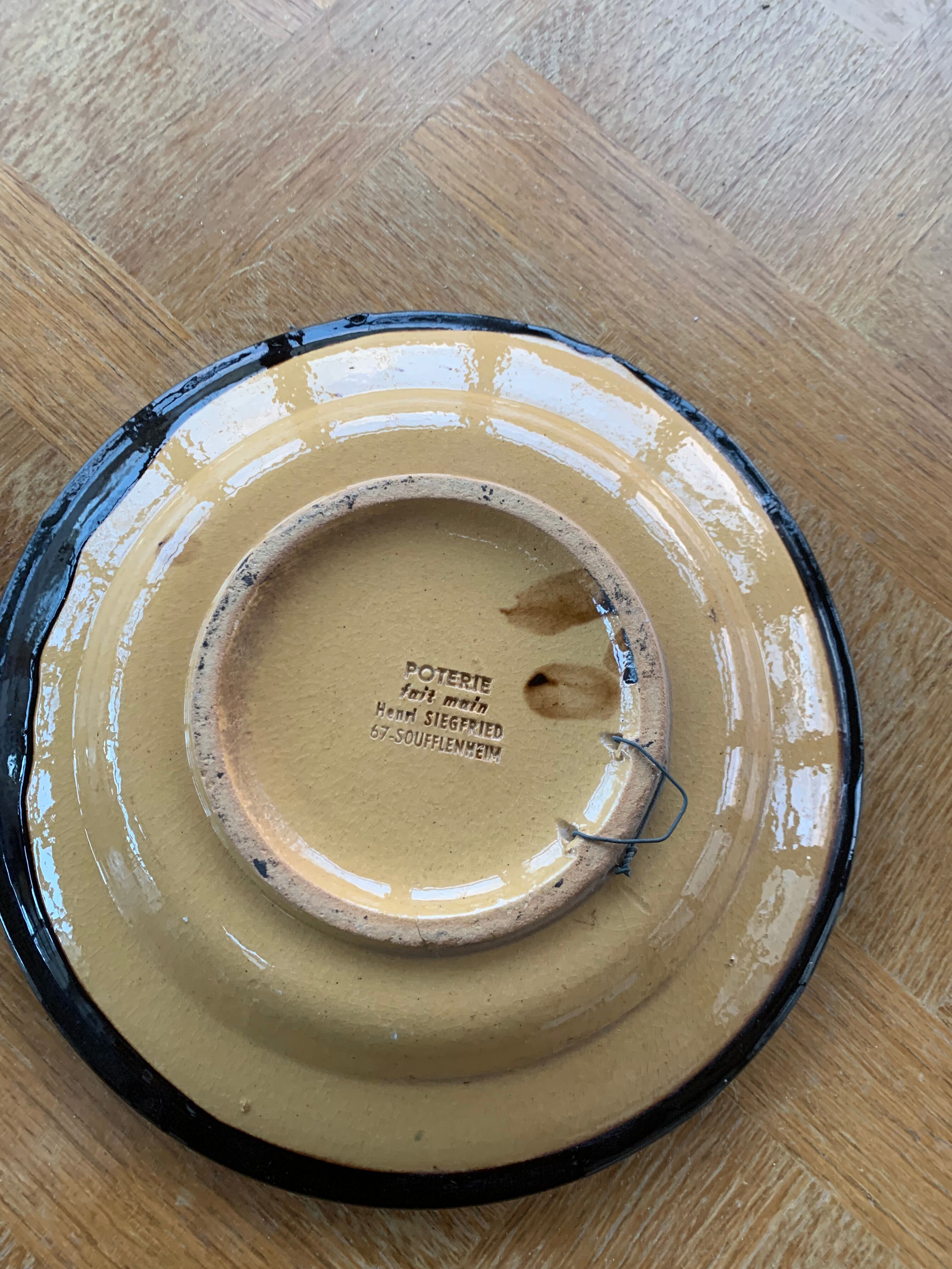 Assiette décorative poterie alsacienne signée henri siegfried soufflenheim vintage