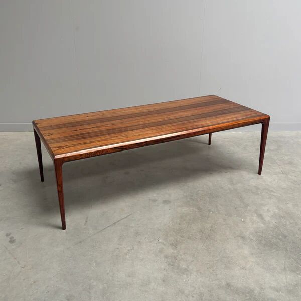 Grande table basse Johannes Andersen, Danemark années 1960