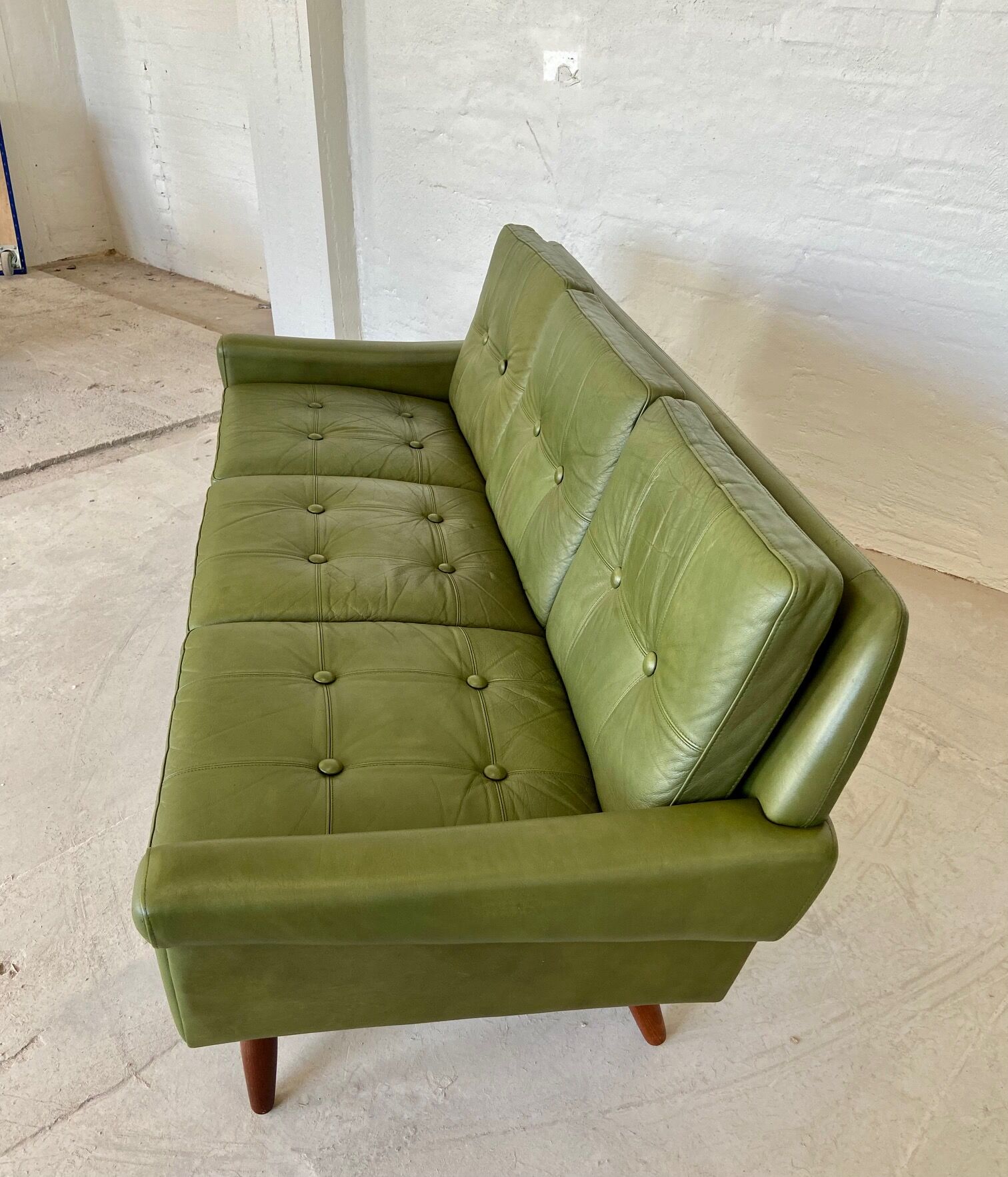 Vintage Danish mid-century Svend Skipper 3 person sofa in olive green leather 1965