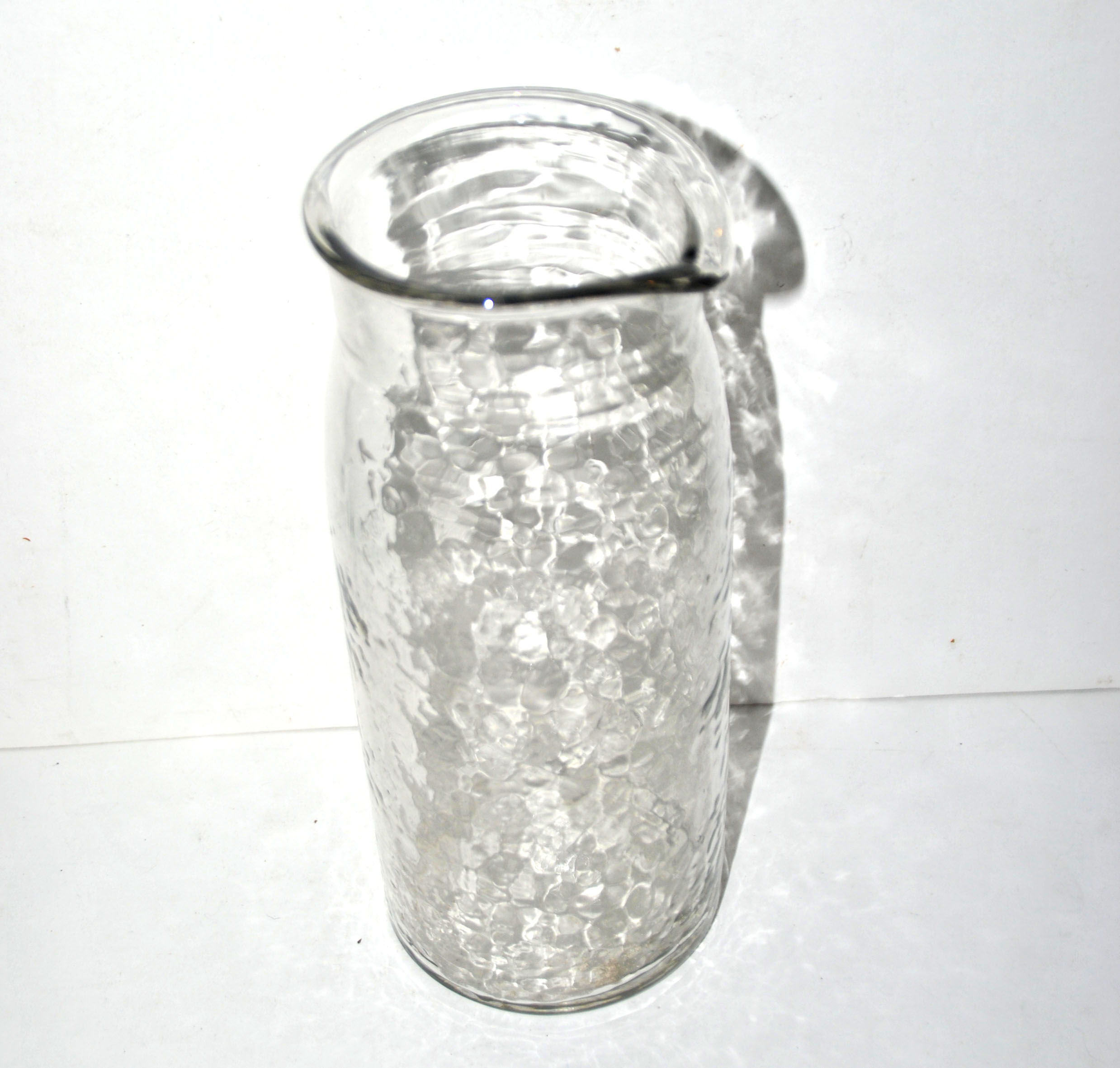 Vintage water pitcher in hammered moulded glass 25cm