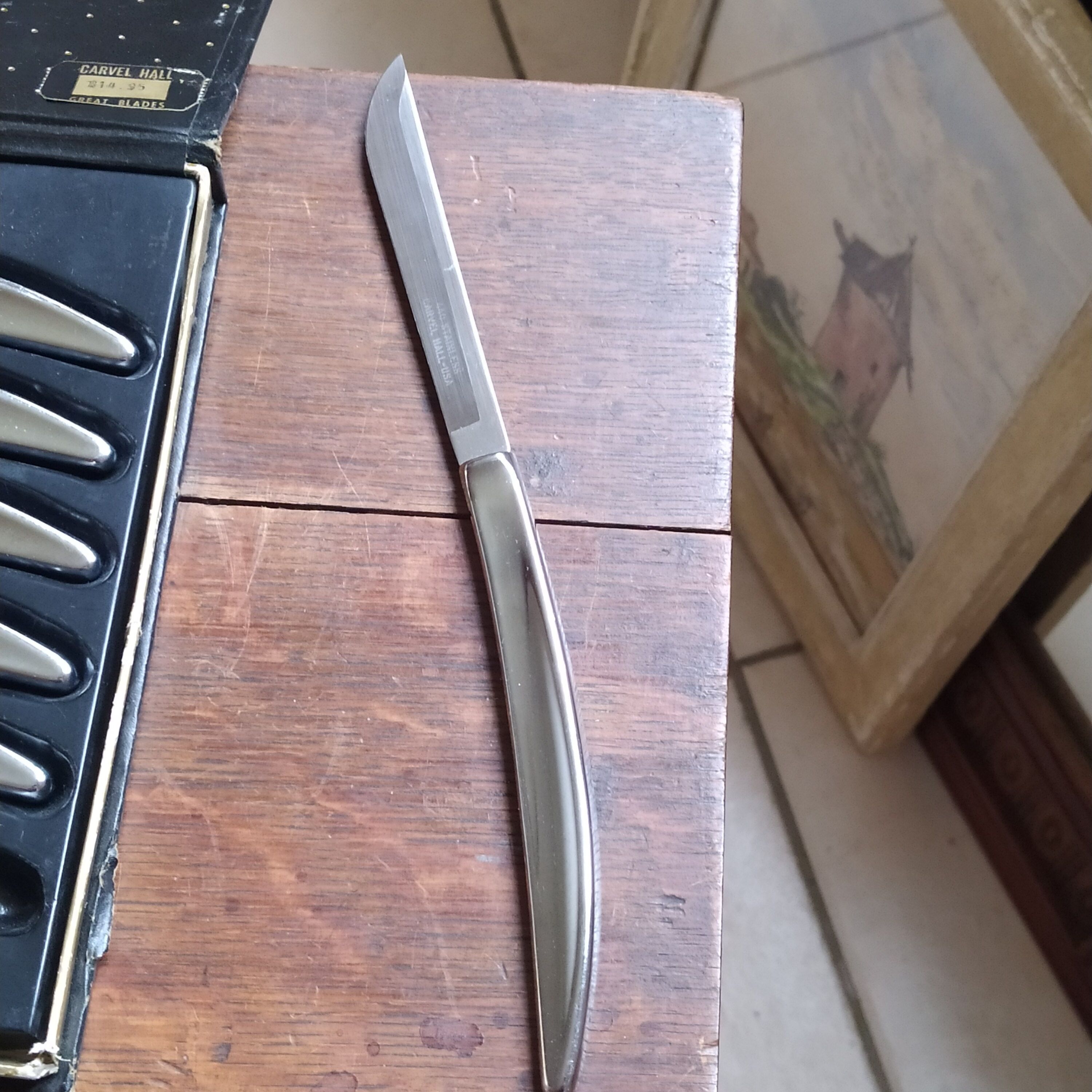 6 Carvel Hall steak knives