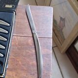 6 Carvel Hall steak knives