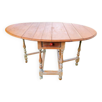 Solid oak table