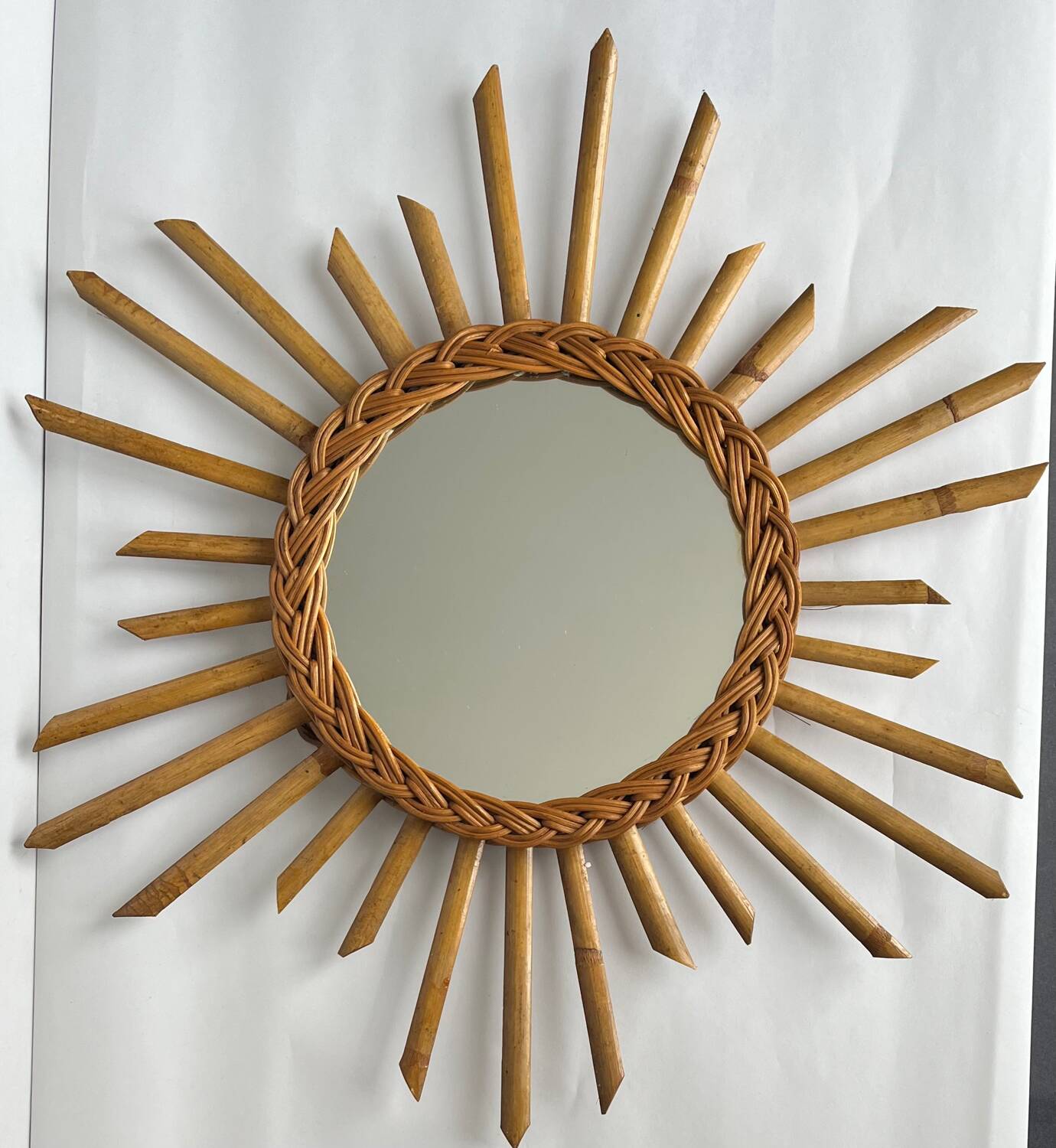 Miroir soleil en rotin