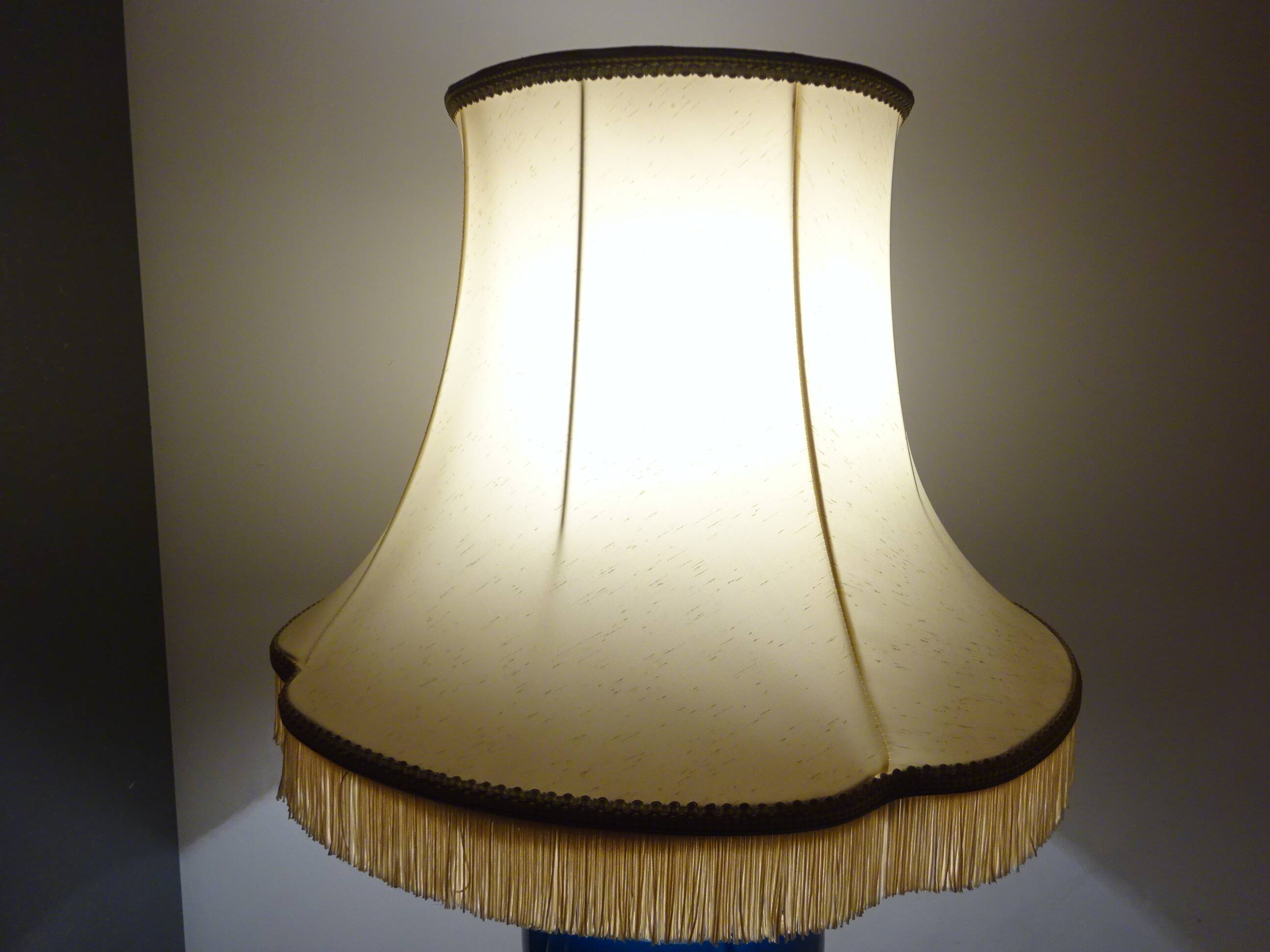 Large Drimmer lamp, 86 cm in height.