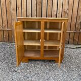 Ancien buffet vintage parisien deux portes