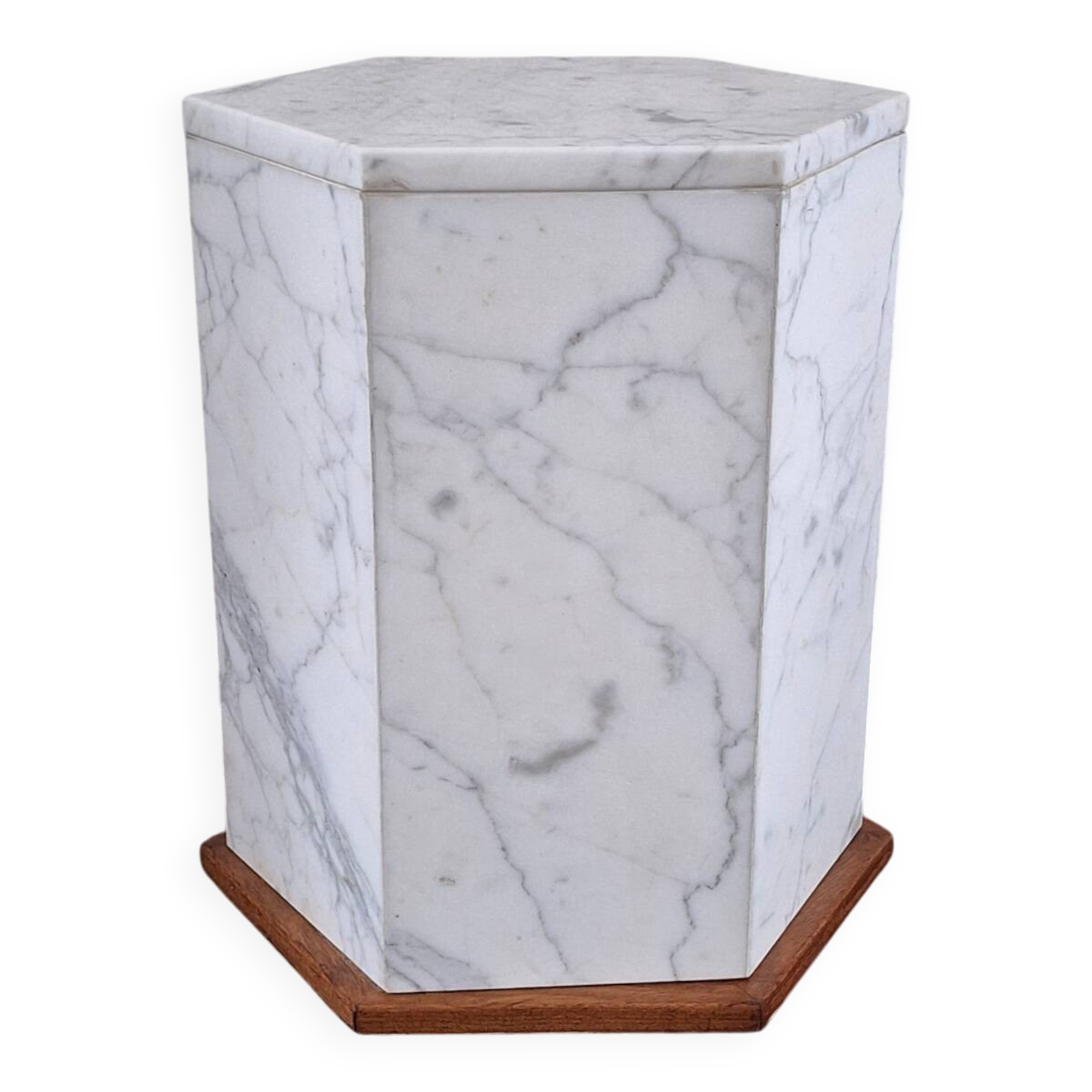 Table d'appoint en marbre hexagonal de Carrare, monolithe italien.