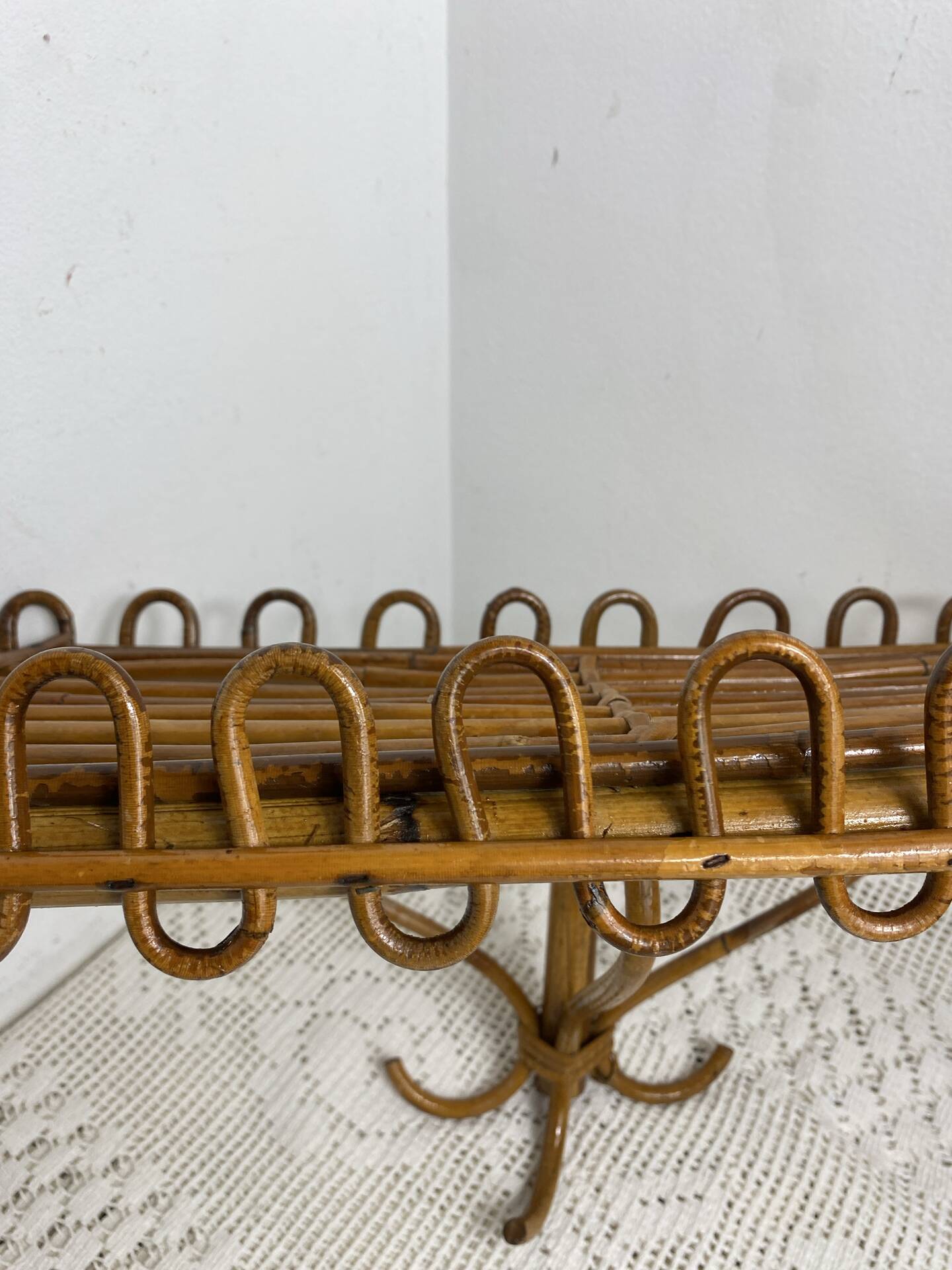 Shelf or wall console in rattan and bamboo