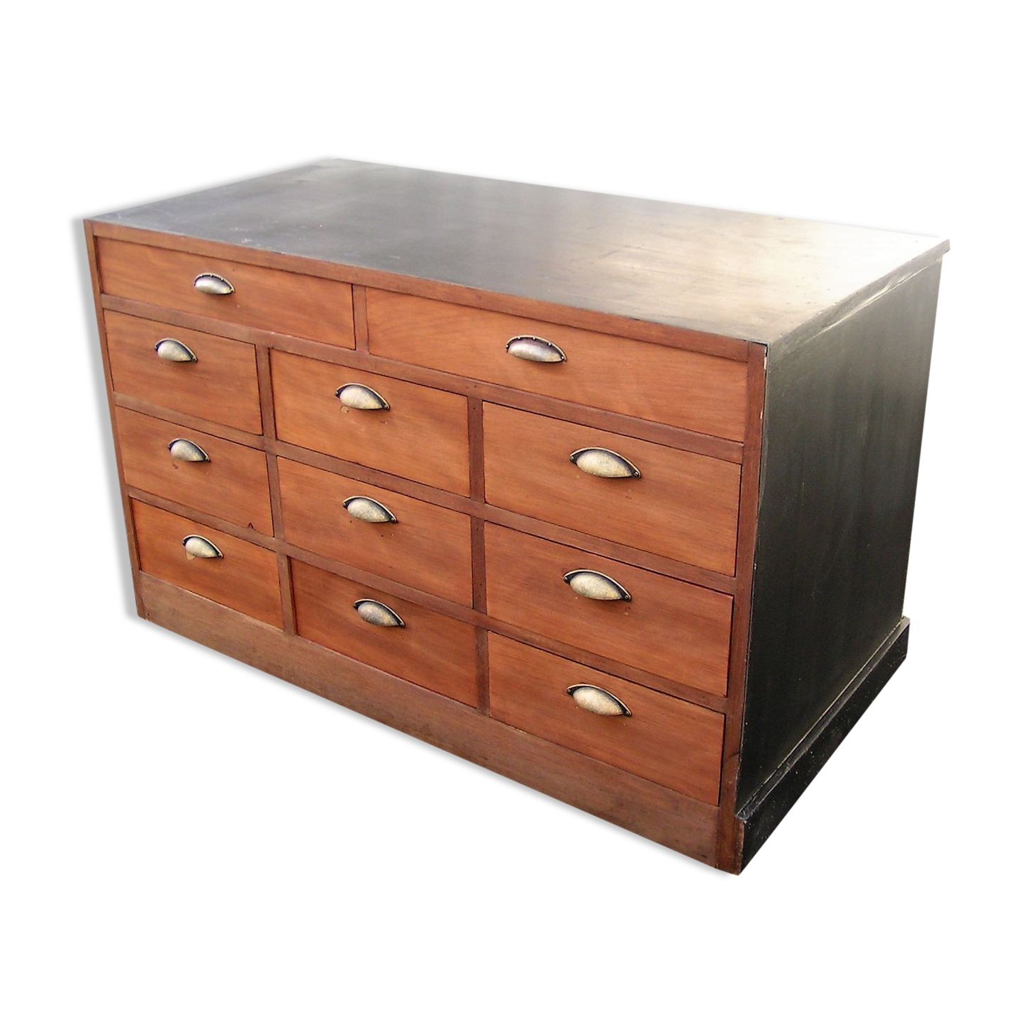 Furniture craft 11 drawers