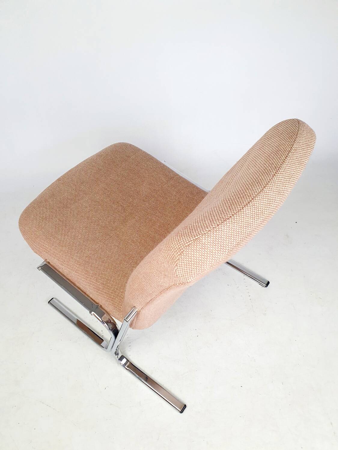 Chauffeuse vintage,  tissu et chrome