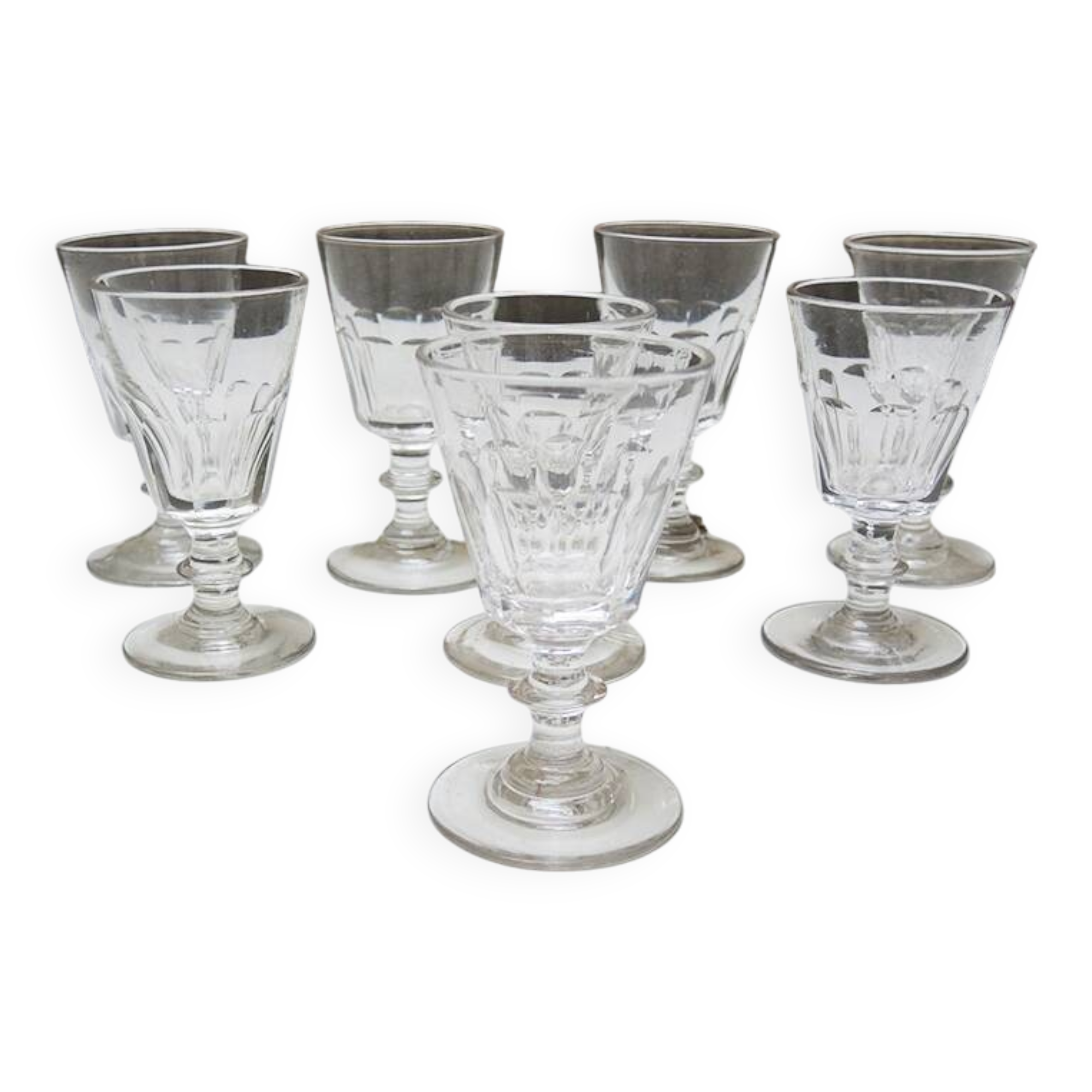 8 anciens verres à pied en cristal de style Caton