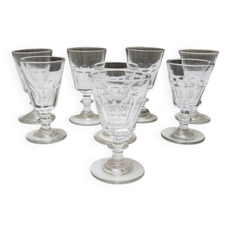 8 anciens verres à pied en cristal de style Caton
