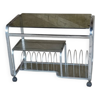 Vintage dessert table