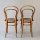 2 chaises n°14 - 1/2 par Kohn 1905 assises bois perforées