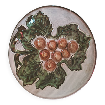 Vintage ceramic bowl – embossed grape pattern in slip style