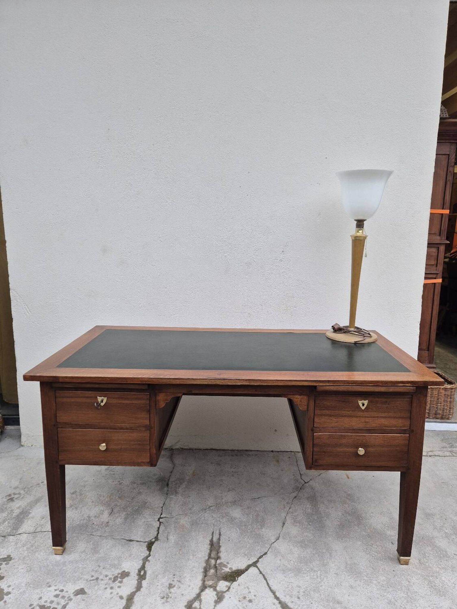 Louis XVI style minister's desk in solid walnut, 4 drawers, old manufacture