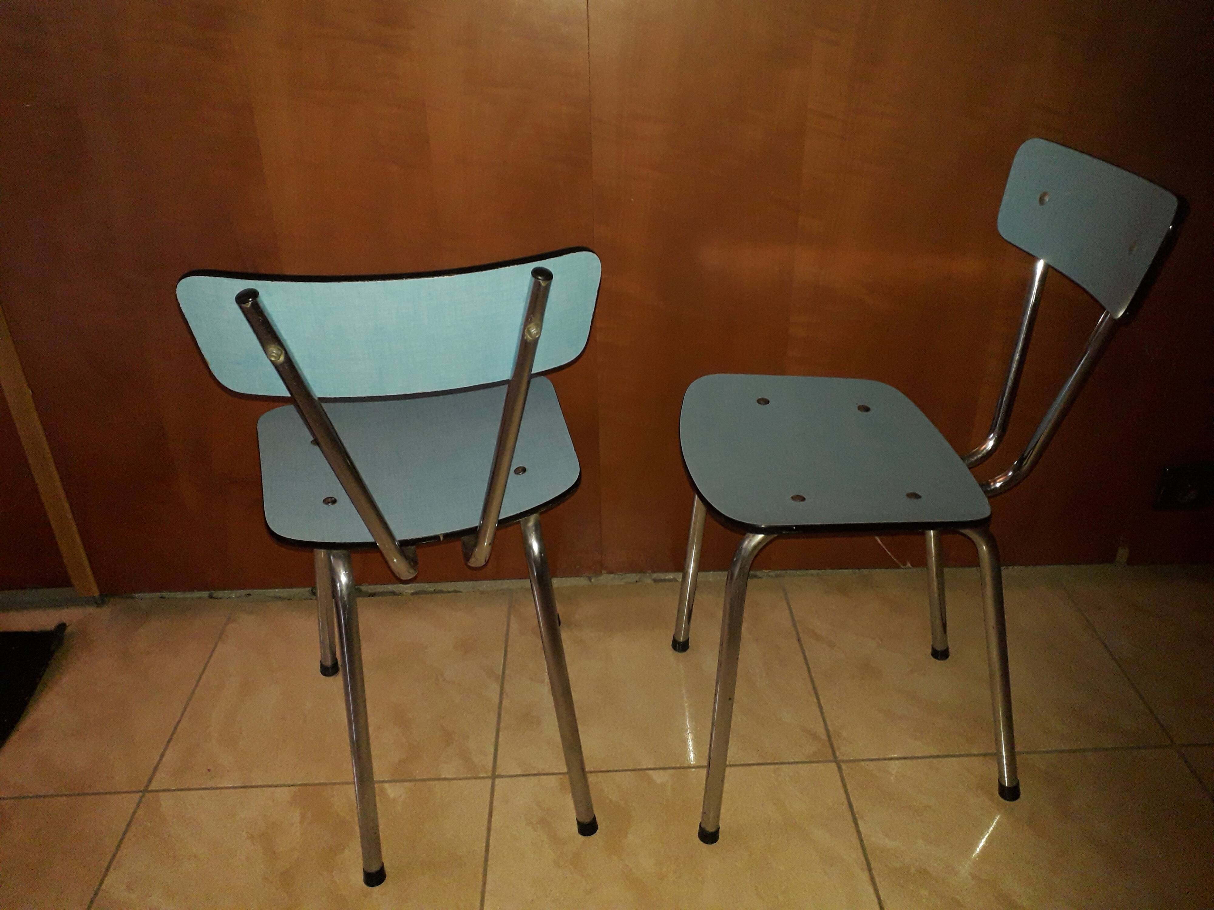Paire de chaises en formica bleu pastel vintage
