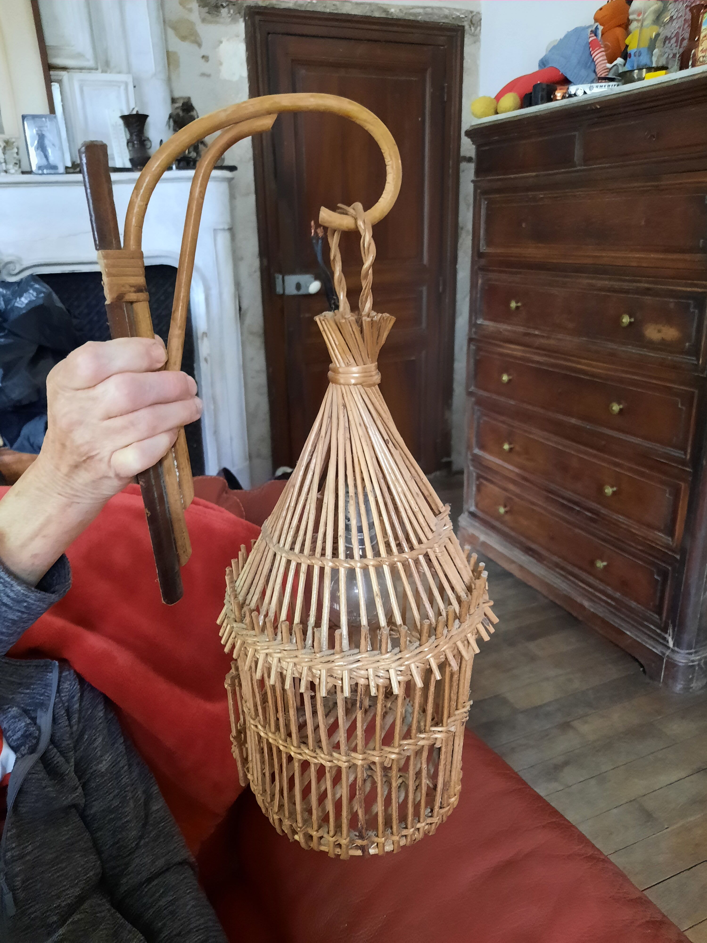 Rattan cage wall lamp