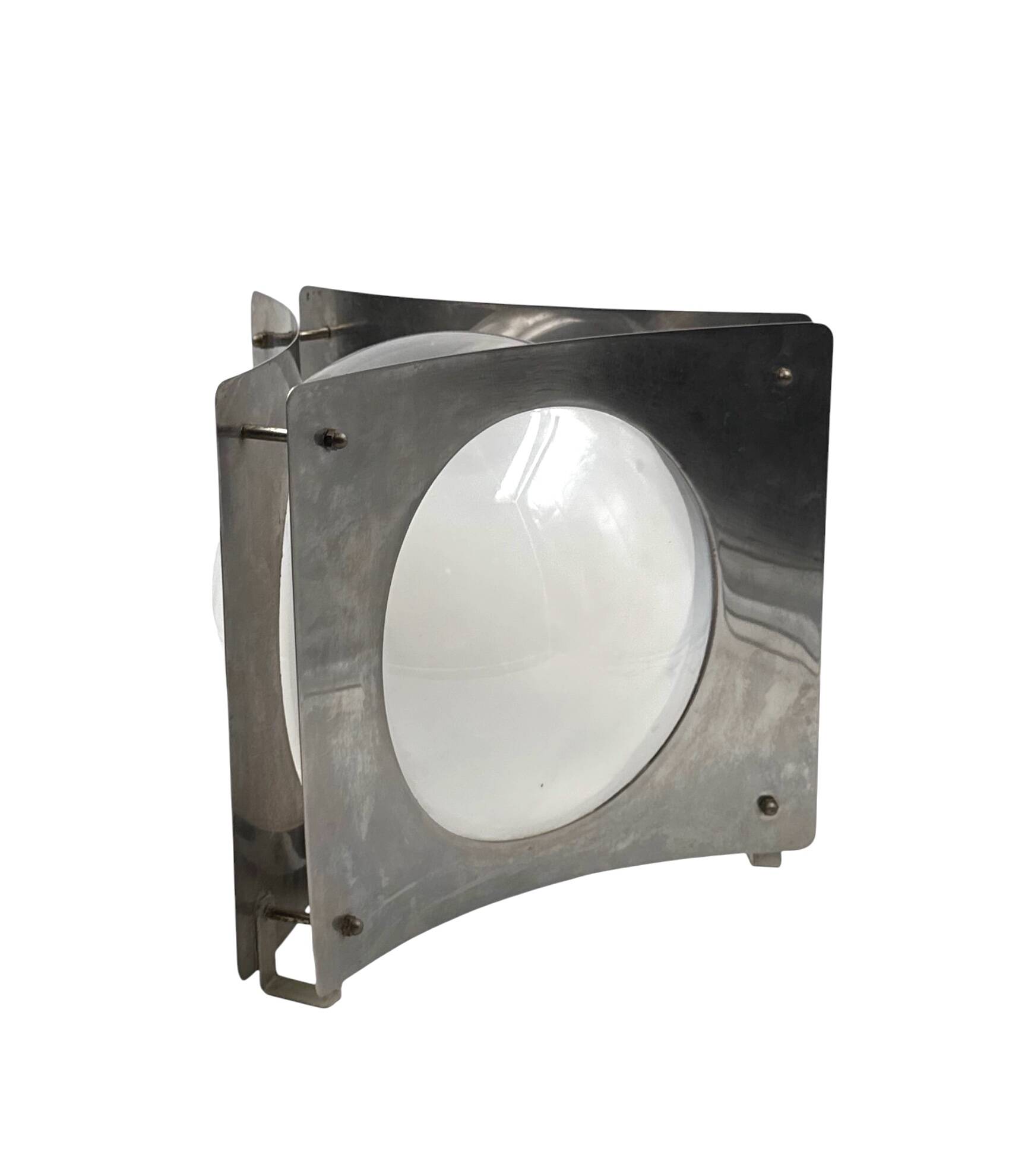 Space age table Lamp, Italy 1970s