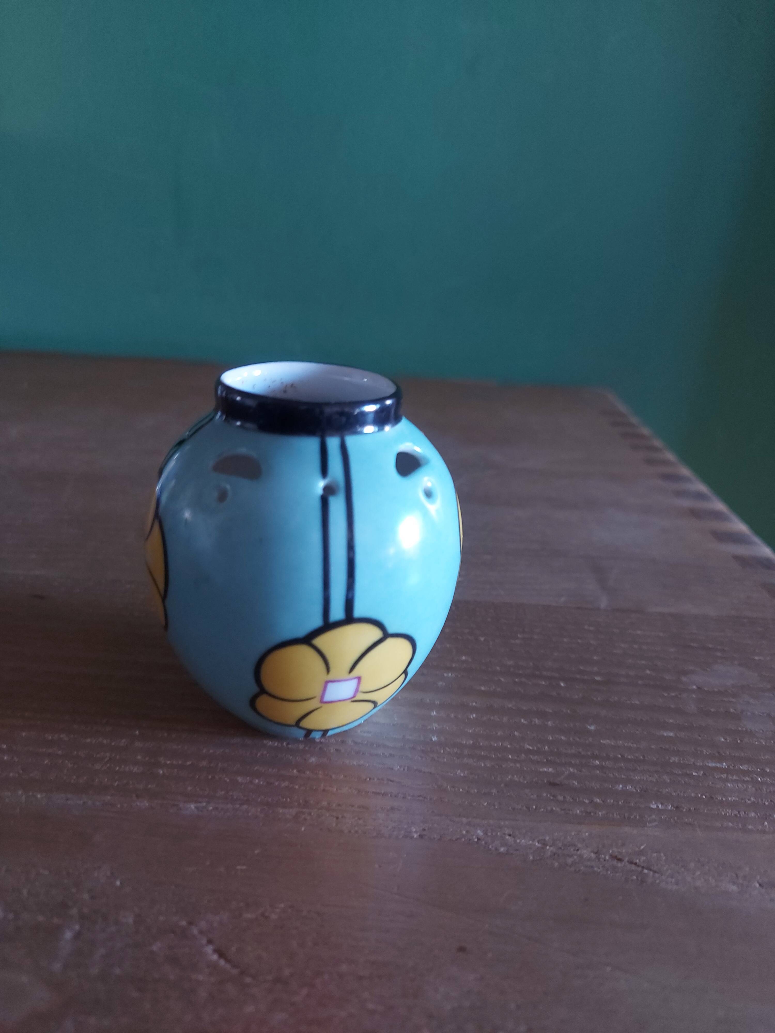 Art deco ceramic vase