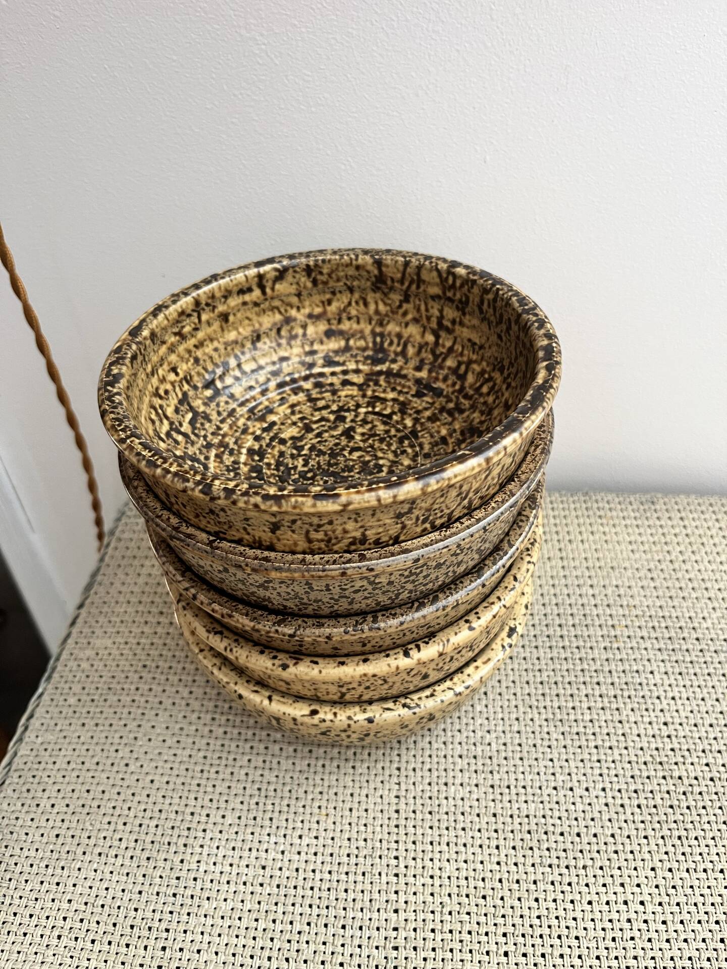 5 stoneware bowls