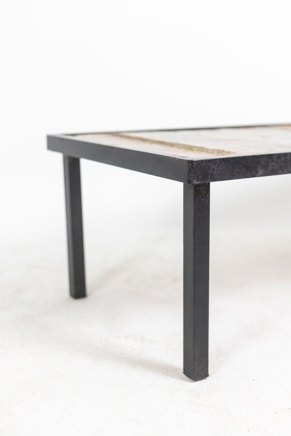 Table basse en lave et métal Robert et Jean Cloutier, années 1950