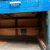 Flea market establishment