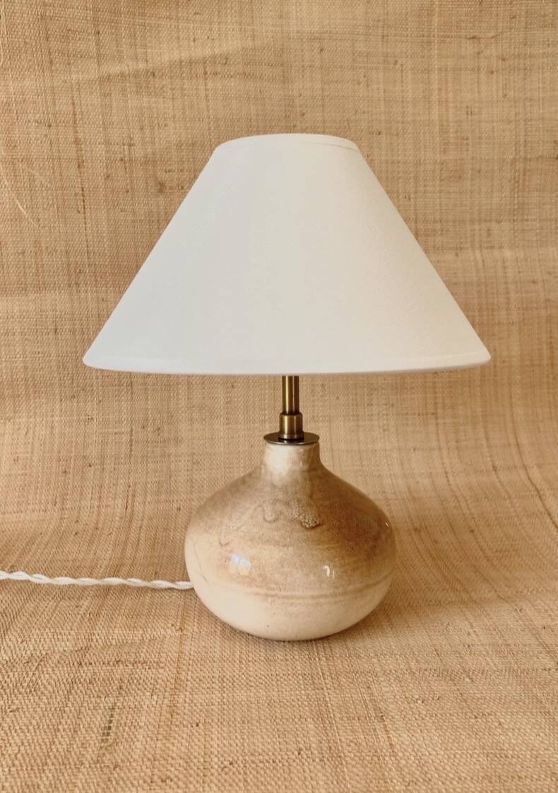 Ball lamp, new fabric cable, cotton lampshade.