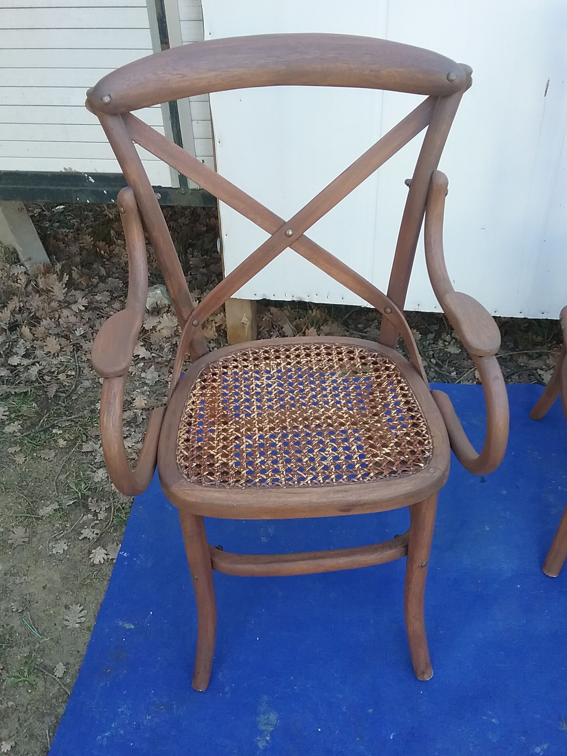 4 bistro armchairs