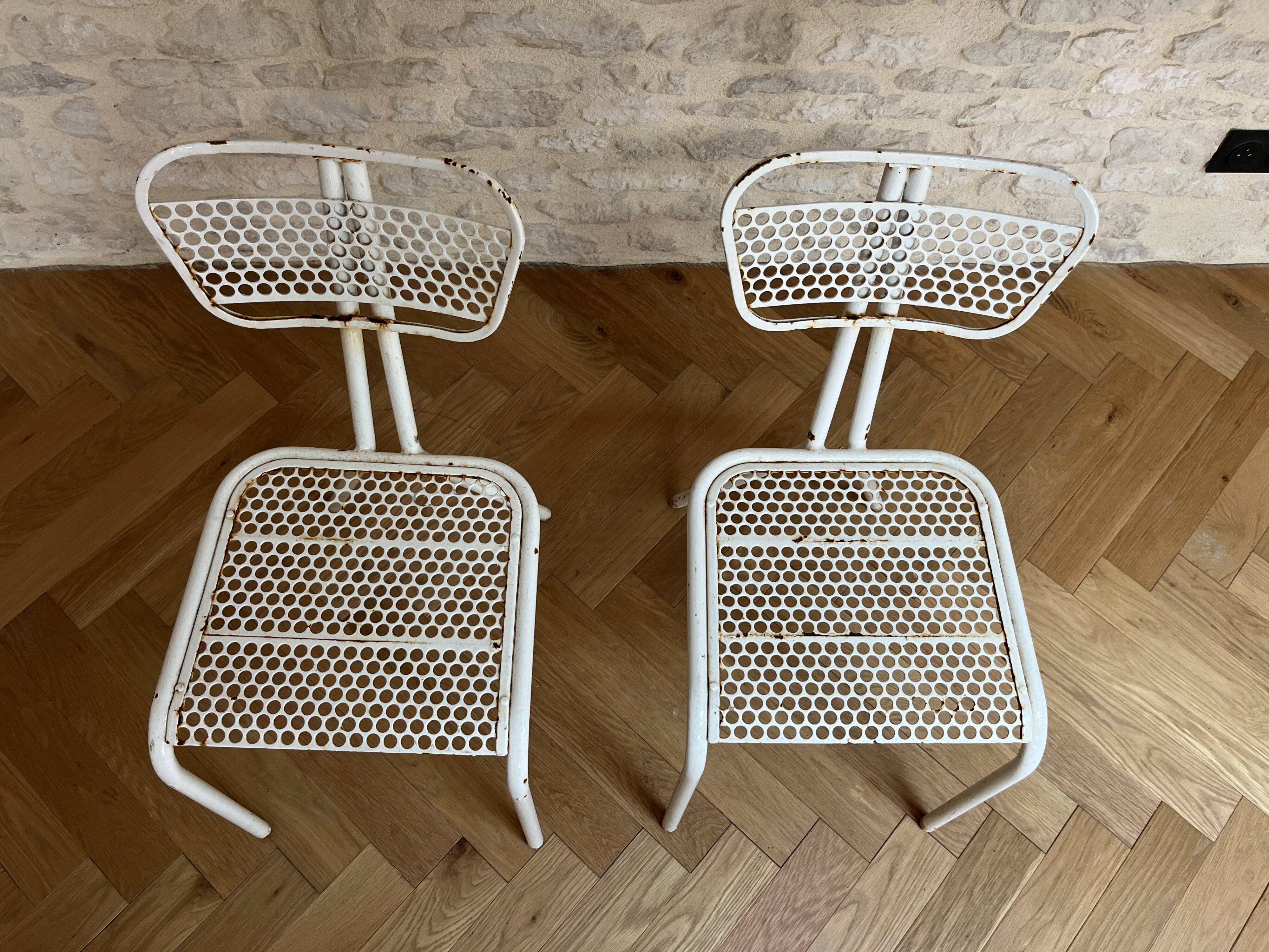 Table de jardin Radar par René Malaval