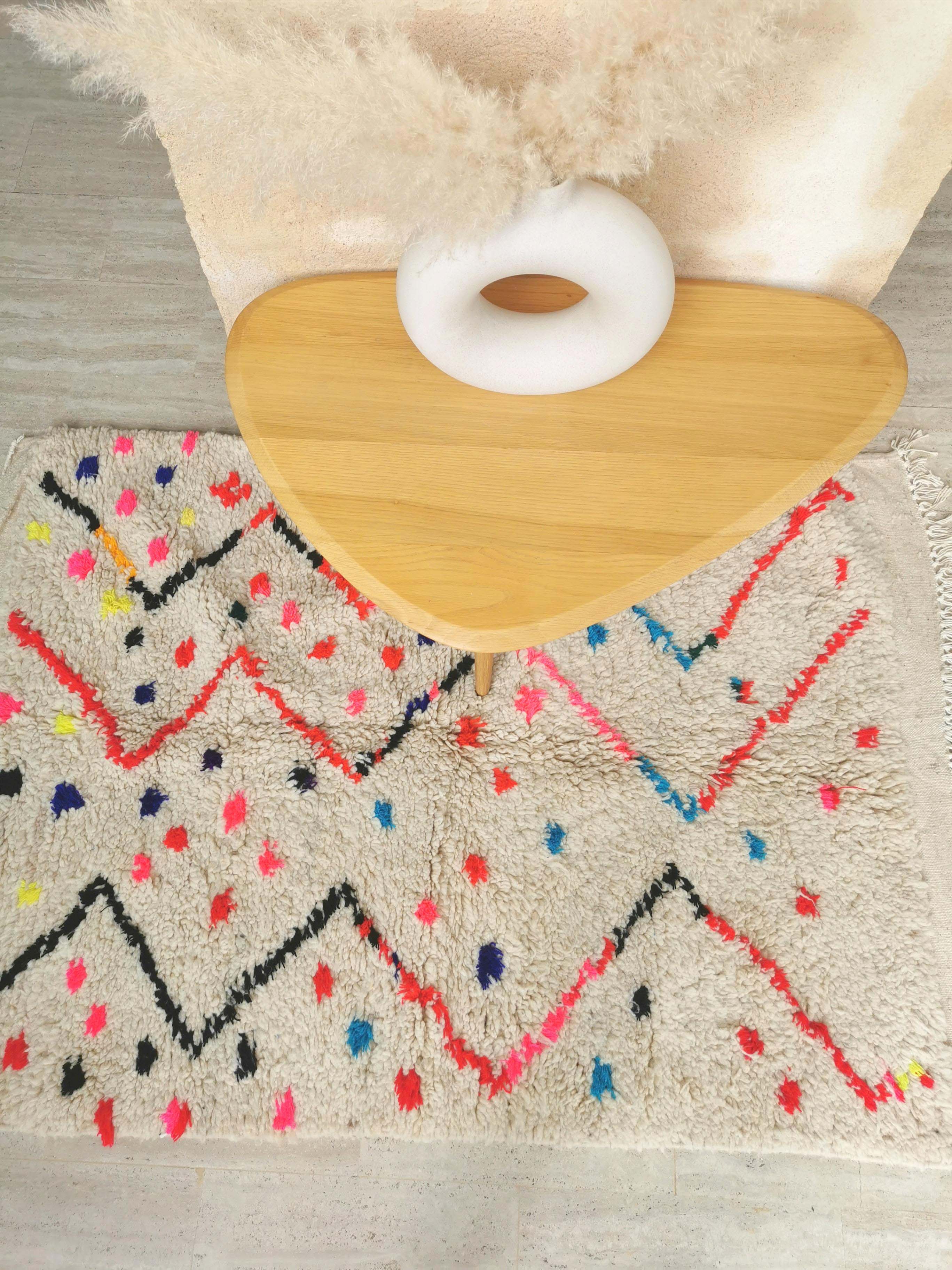 Berber carpet Azilal peas and zigzag colored wool