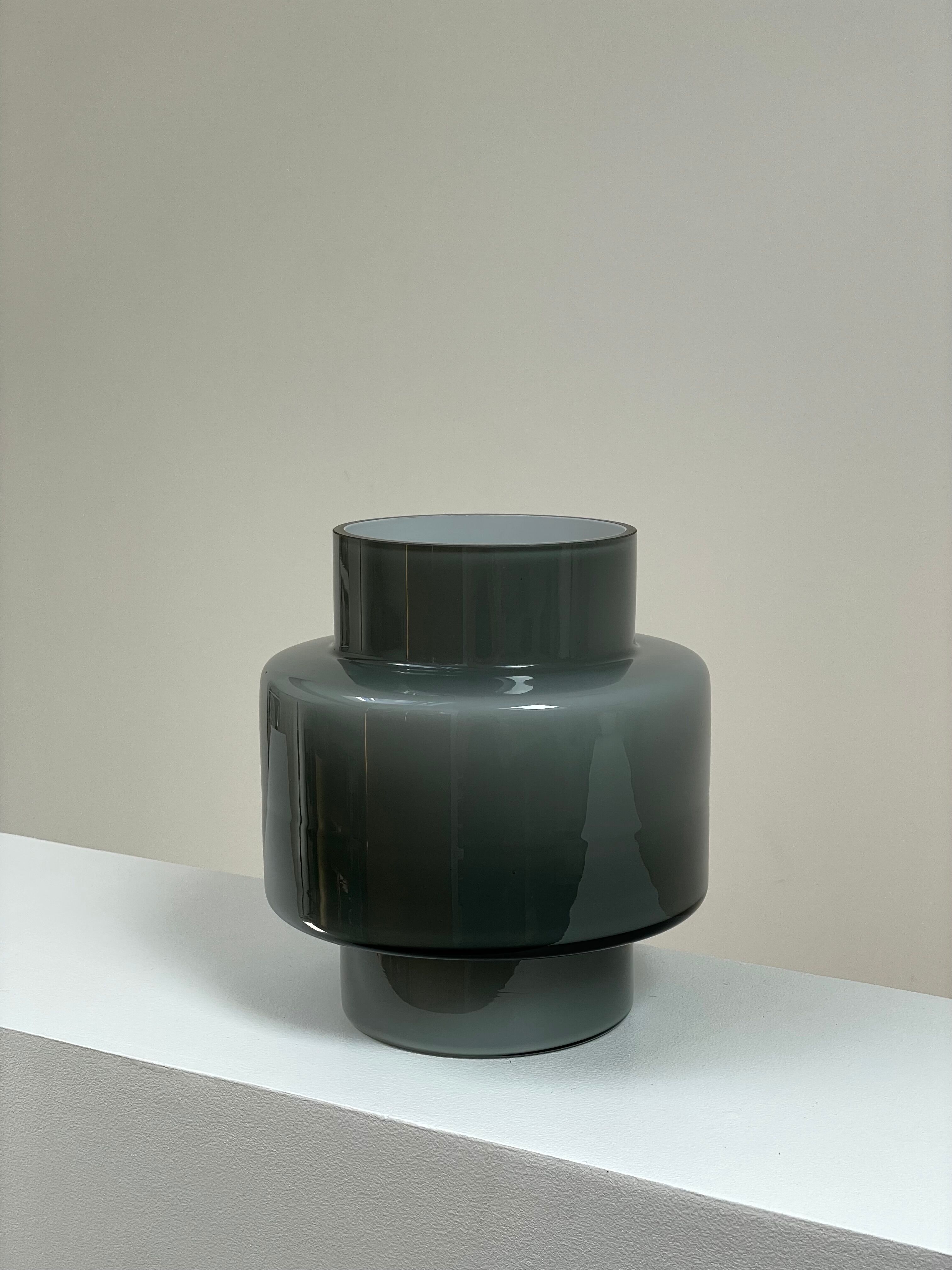 Glass vase