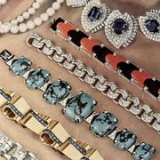Planche photographique sur les bijoux et la bijouterie - 1940