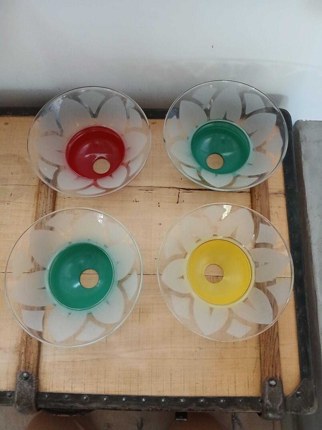 4 Art Deco glass pendant lights