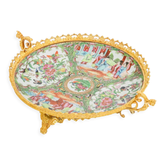 Assiette en porcelaine de Canton et bronze, circa 1880