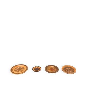 Vintage wooden wall plates, set of 4