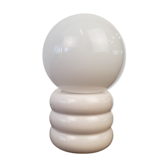 White vintage table lamp
